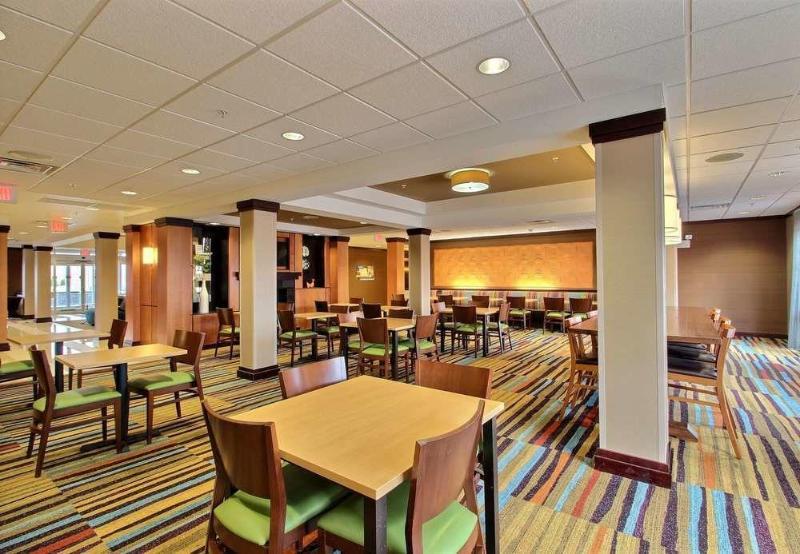 Fairfield Inn & Suites By Marriott Milwaukee Airport Oak Creek Zewnętrze zdjęcie