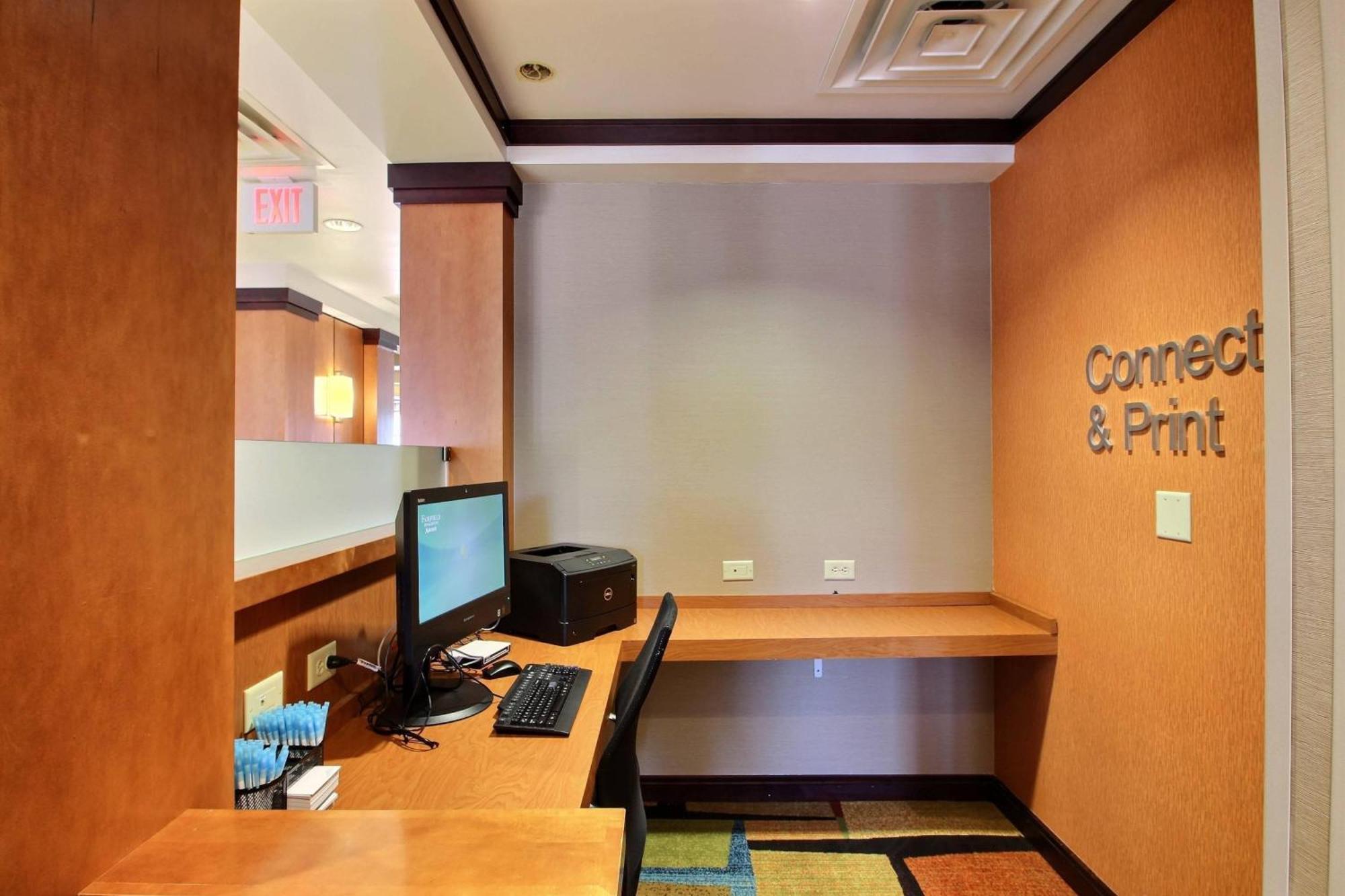 Fairfield Inn & Suites By Marriott Milwaukee Airport Oak Creek Zewnętrze zdjęcie