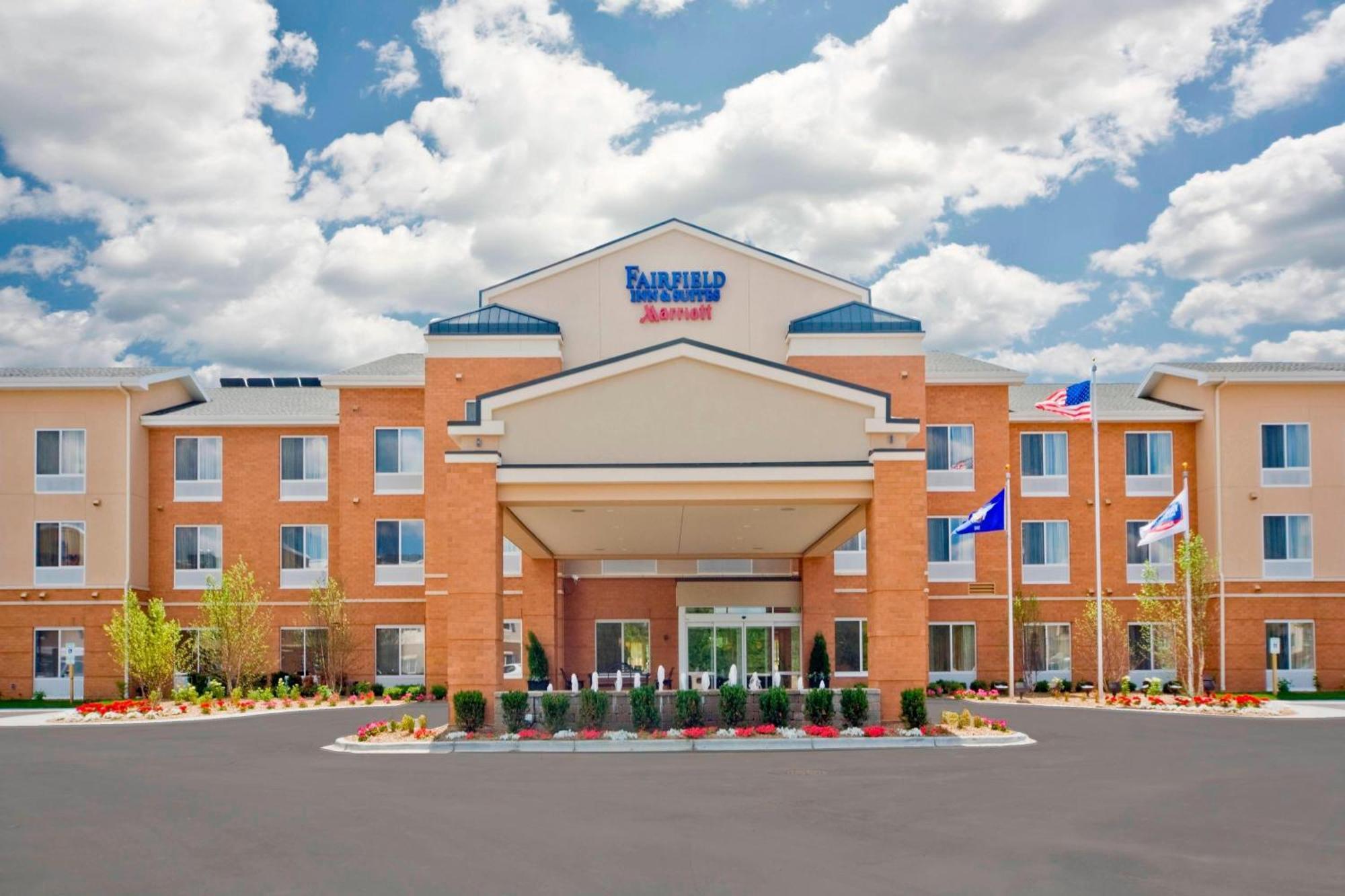 Fairfield Inn & Suites By Marriott Milwaukee Airport Oak Creek Zewnętrze zdjęcie