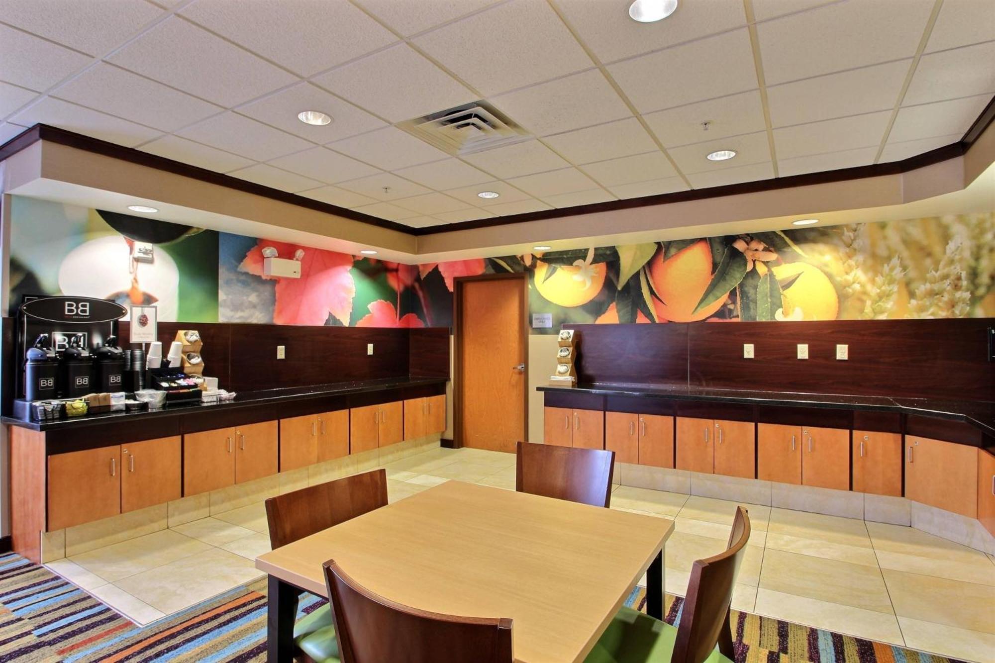 Fairfield Inn & Suites By Marriott Milwaukee Airport Oak Creek Zewnętrze zdjęcie