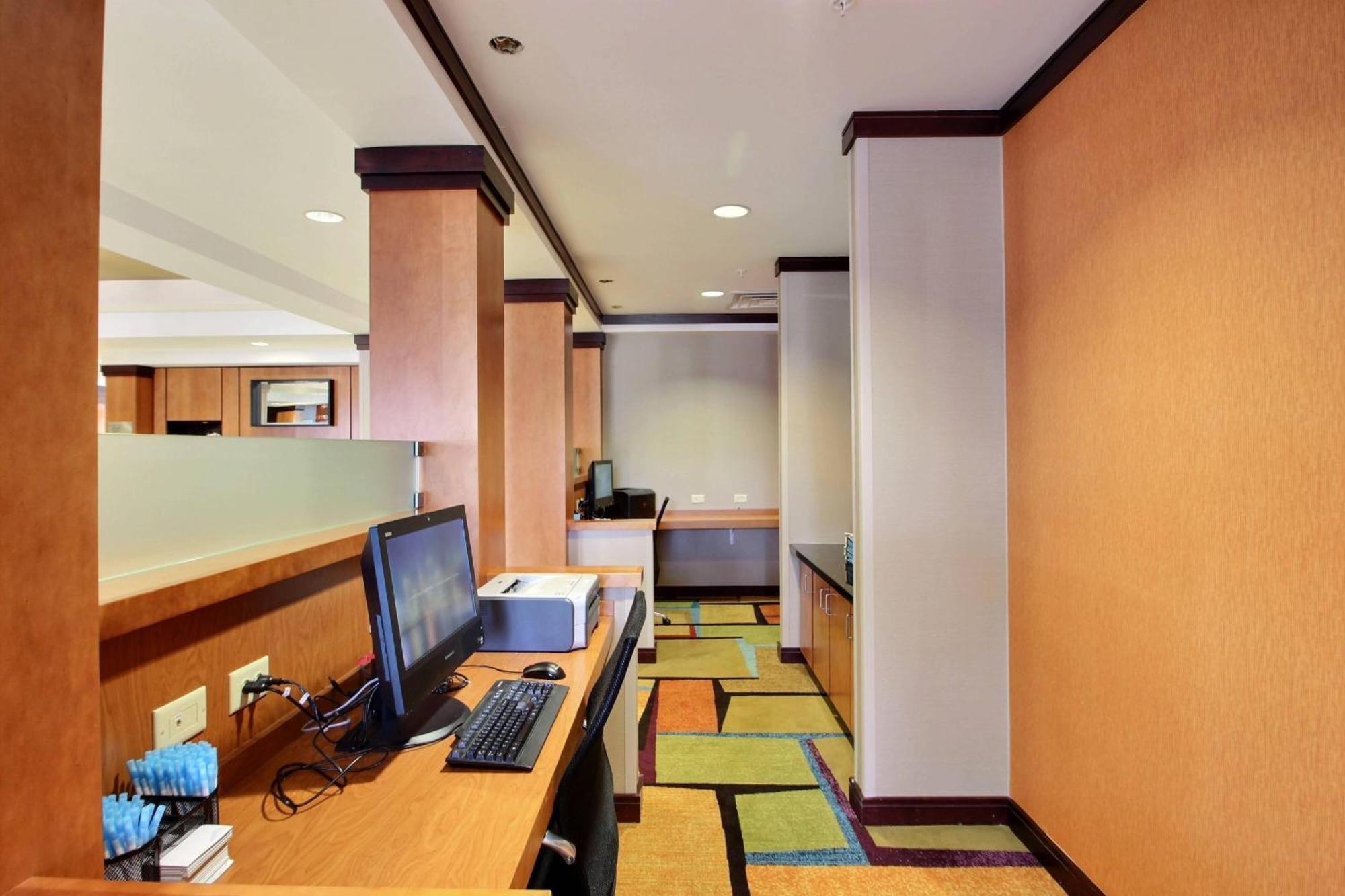 Fairfield Inn & Suites By Marriott Milwaukee Airport Oak Creek Zewnętrze zdjęcie